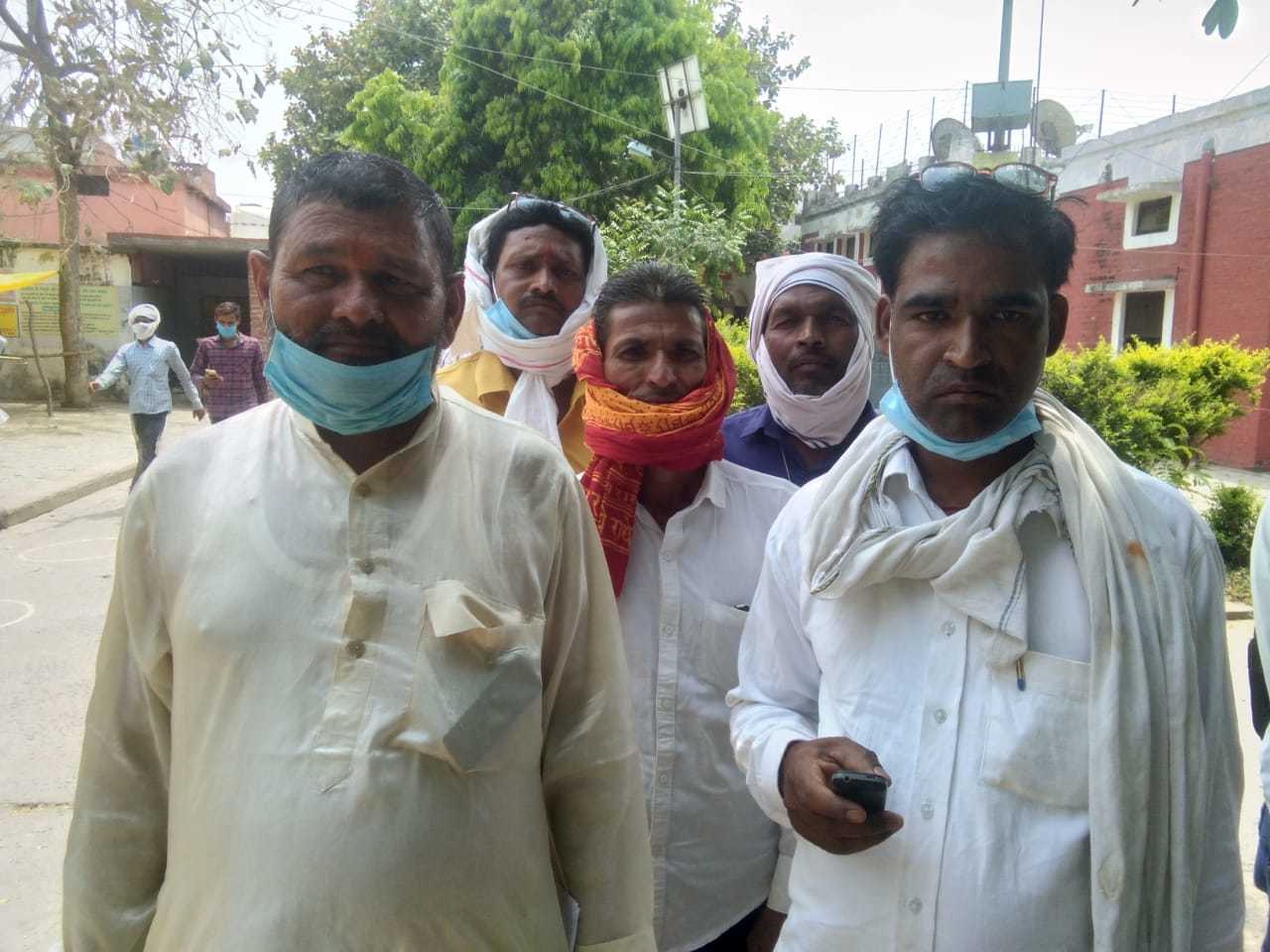 नामांकन के दूसरे दिन जिला प्रशासन दिखा अलर्ट,उम्मीदवारों ने नामाकन प्रक्रिया में बढ़ चढ़कर लिया हिस्सा