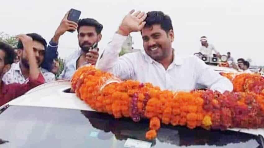 बड़ी खबर: सत्ता पक्ष को जलवा दिखाने वाले धर्मेंद्र यादव की संपति होगी जब्त, जिलाधिकारी ने जारी किया आदेश