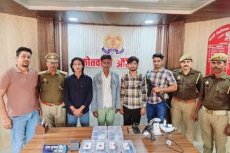 औरैया पुलिस ने मोबाइल स्नैचिंग गैंग को मुठभेड़ में पकड़ा