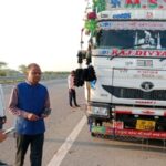 बुंदेलखंड एक्सप्रेसवे पर अवैध खनन पर SDM की स्ट्राइक