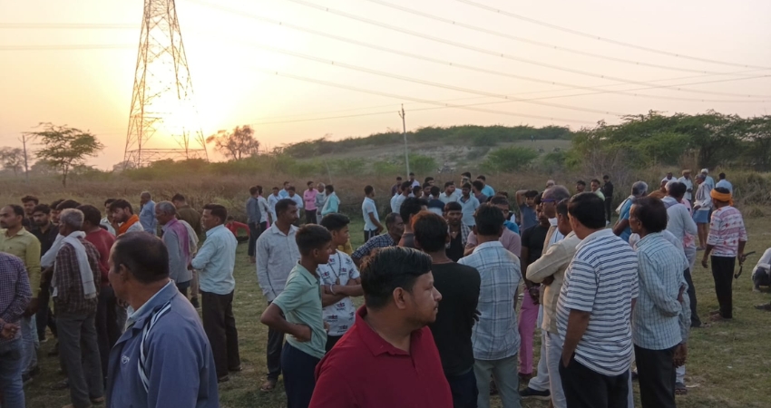 औरैया: अजीतमल में सेंगर नदी में नहाते समय दो किशोर गहरे पानी में डूबे; गांव में कोहराम, गोताखोरों की तलाश जारी