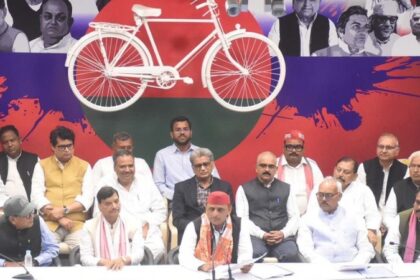 लखनऊ से अखिलेश यादव की हुंकार