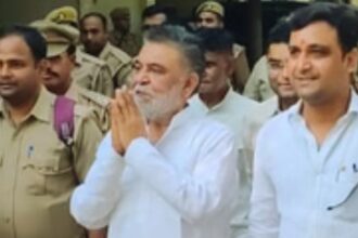 कमलेश पाठक