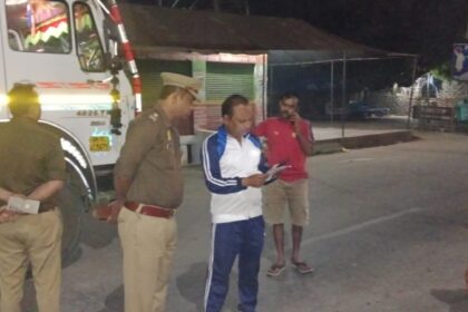 फफूंद में अवैध खनन के 2 डंपर सीज