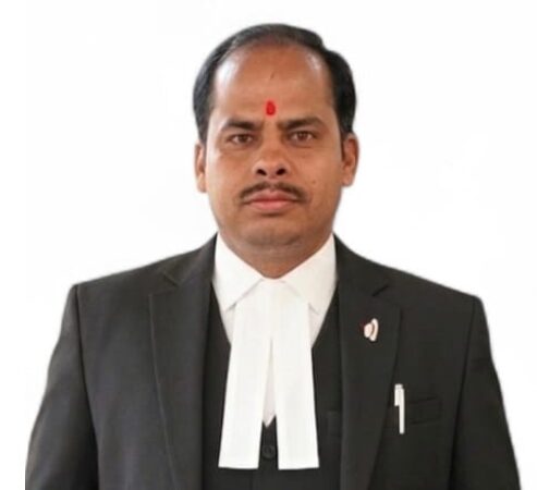 औरैया: साइबर ठगी पर उपभोक्ता आयोग का बड़ा फैसला; HDFC बैंक को 60 हजार रुपये मय ब्याज और जुर्माना लौटाने का सख्त आदेश अधिवक्ता संजीव पांडेय