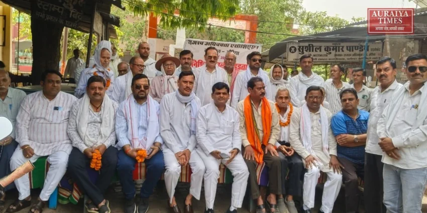 औरैया: अधिवक्ताओं की हड़ताल को मिला सपा, व्यापार मंडल और शिक्षक संघ का समर्थन