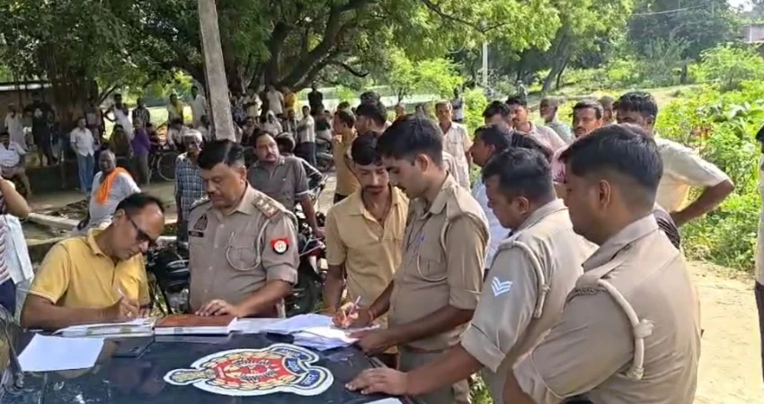 श्याम तिवारी ने दीपक अवस्थी को सौंपी औरैया की कमान