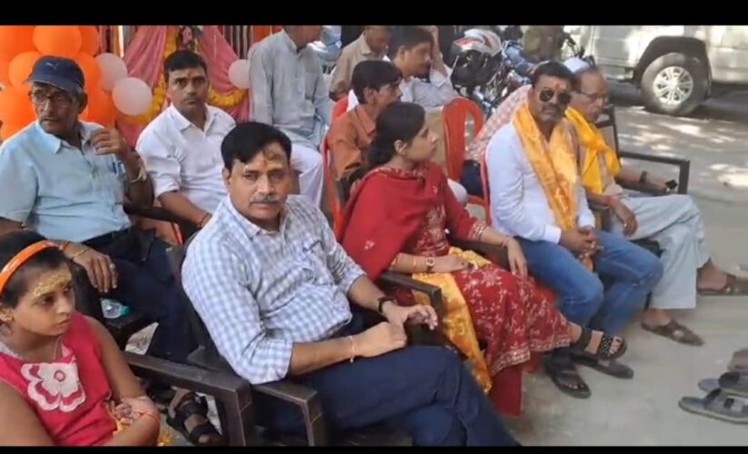 बुढ़वा मंगल पर तहसील परिसर औरैया में गूंजा संगीतमय सुंदरकांड